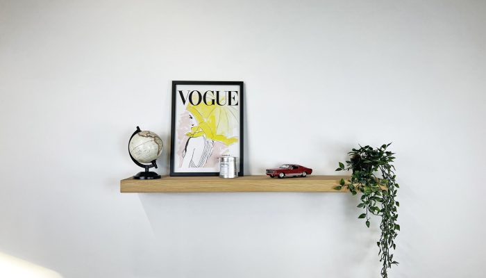 Étagère murale en chêne massif